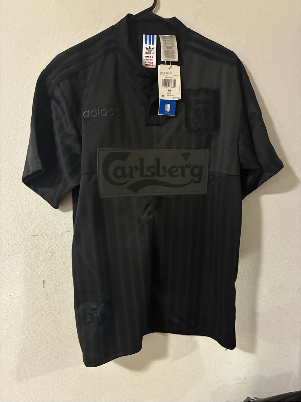 Adidas Liverpool Men’s Black Football Jersey with Carlsberg Sponsor